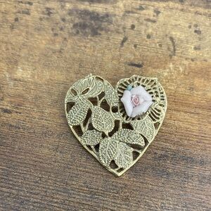 1928 Gold Heart Brooch with Pink Rose Accent